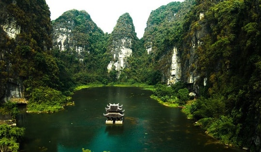 Công an xác minh thông tin cô gái gặp chuyện 'tâm linh' khi đi du lịch Tràng An