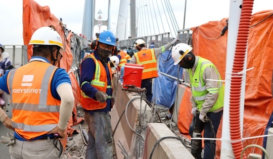 TPHCM sửa chữa cầu Phú Mỹ: Phân luồng từ xa, giao thông vẫn ổn định