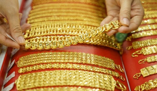 Chốt giá vàng hôm nay ngày 3/6 đồng loạt giảm rất mạnh