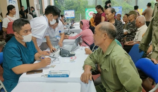 Giám đốc Sở Y tế Điện Biên: Ưu tiên đưa cán bộ Y tế giỏi từ tỉnh về cơ sở khám chữa bệnh cho người dân