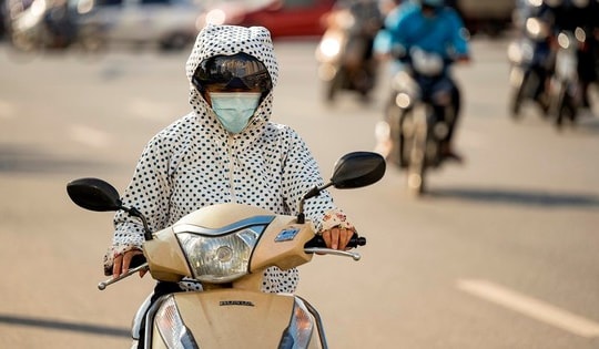 El Nino gia tăng mạnh, nắng nóng và mưa lũ ngày càng khốc liệt