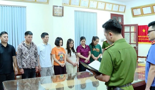Khởi tố 7 nhân viên di tích Tam Thanh tham ô tài sản