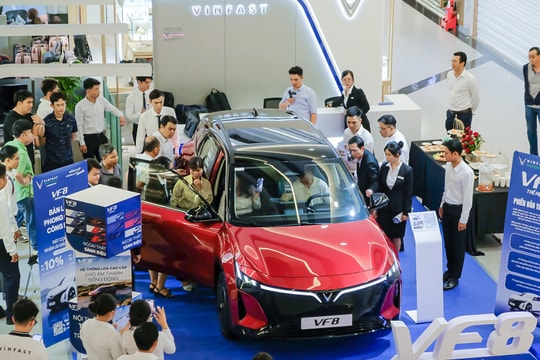 VinFast VF 8 thế hệ mới lập kỷ lục mở bán với 12.728 đơn đặt hàng chỉ sau 8 ngày