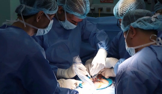 Tìm giải pháp bảo tồn khả năng sinh sản cho nam bị ung thư cơ quan sinh dục