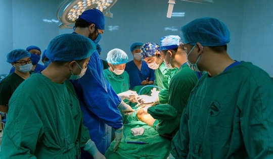 Dấu ấn 16 năm mang y tế kỹ thuật cao về tuyến cơ sở Lào Cai