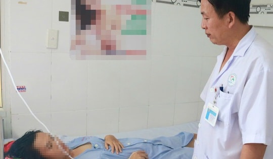 Cứu sống hai sản phụ bị nhau cài răng lược