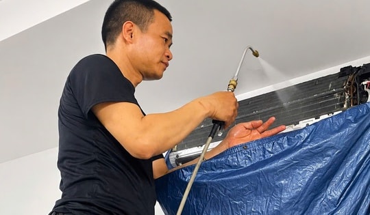 Thợ sửa điều hòa vạch trần chiêu 'móc túi' khách hàng: Bơm gas, thay tụ điện, báo tăng chi phí