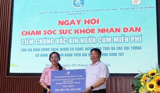 300 liều vaccine cúm đến với người dân phường Bình Tây, TPHCM