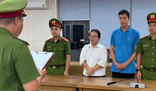 Khởi tố 3 đối tượng kinh doanh sách điện tử trái phép