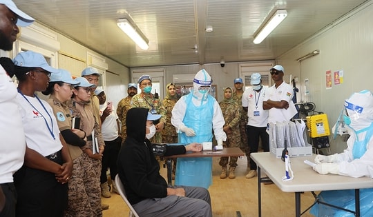 Bệnh viện Dã chiến 2.7 Việt Nam diễn tập ứng phó nguy cơ dịch Ebola tại Nam Sudan