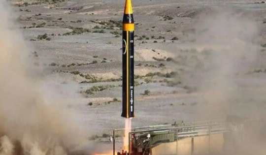 Lý do Iran phát triển tên lửa thay vì máy bay chiến đấu