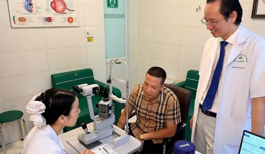 Gần 100 nhà báo, phóng viên được khám, chăm sóc mắt miễn phí