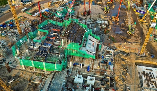 Bên trong đại công trường sân vận động lớn nhất Việt Nam
