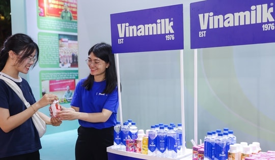Vinamilk mang đến những trạm tiếp năng lượng giữa Gala 'Tổ quốc bình yên'