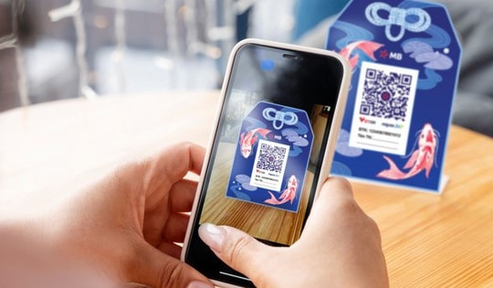 SIM bị khóa vì chưa xác thực, giao dịch ngân hàng số có bị ảnh hưởng?