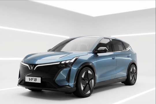 VF 8 thế hệ mới: Nâng cấp toàn diện, chi phí sở hữu khó cạnh tranh