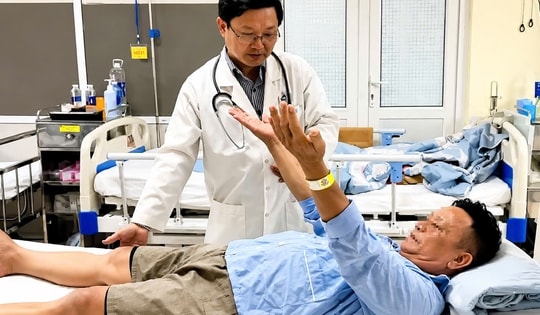 Bảo vệ sức khỏe mùa nắng nóng: Sốc nhiệt và đột quỵ - nỗi ám ảnh của thời tiết cực đoan