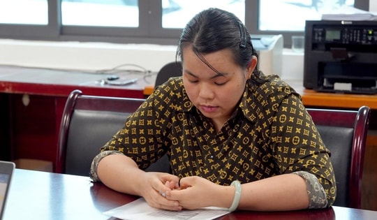 Khởi tố một viên chức Văn phòng Đăng ký đất đai tỉnh Lào Cai do tự ý sửa sổ đỏ