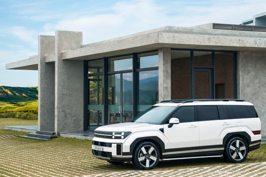 Loạt xe Hyundai đồng loạt giảm giá, Santa Fe được ưu đãi tới 220 triệu đồng