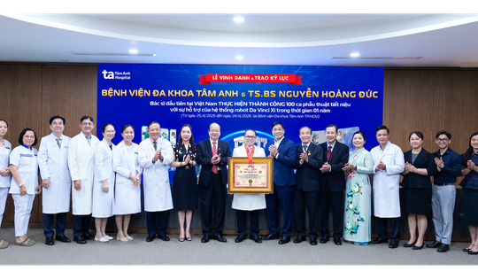 Bác sĩ Bệnh viện Tâm Anh tiếp tục lập kỷ lục về phẫu thuật robot