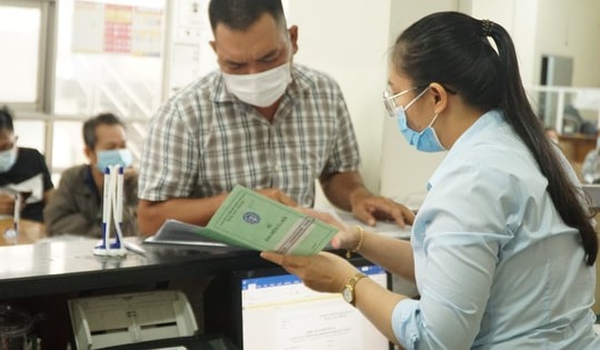 Nghỉ hưu sau 15 năm đóng BHXH không chỉ có lương hưu mà còn nhiều quyền lợi khác