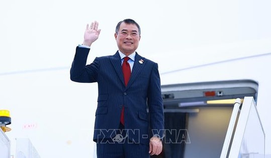 Thủ tướng kết thúc chuyến tham dự Hội nghị Cấp cao Kỷ niệm 35 năm quan hệ ASEAN - Nga
