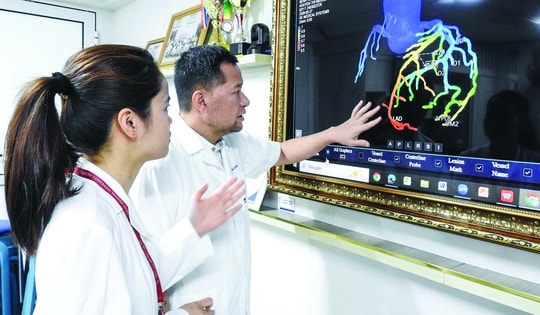 AI trong y tế: Tiềm năng rất lớn nhưng không thể thay thế bác sĩ
