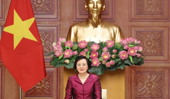 Nghiên cứu bổ sung chính sách hỗ trợ và nuôi dưỡng con liệt sĩ đến 18 tuổi, nâng phụ cấp cho thương binh nặng