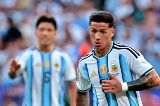 Enzo Fernandez: Nhạc trưởng thầm lặng đưa Argentina vào vòng knock-out World Cup 2026