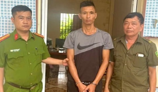 Đang xem bóng đá ở nhà, anh rể bị em vợ đâm tử vong