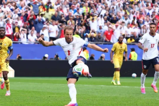Tuyển Anh hòa nhạt Ghana 0-0: Khi Harry Kane bất lực trước "bức tường" Carlos Queiroz