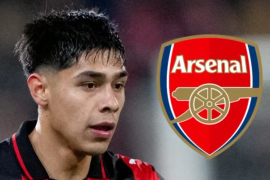 Arsenal dẫn đầu cuộc đua giành chữ ký Alexis Sanchez mới Dario Osorio