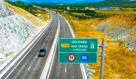 Mức phí 13 tuyến cao tốc Bắc - Nam sắp tiến hành thu, người dân cần lưu ý