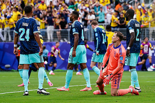 Tuyển Đức thua ngược Ecuador 1-2: Khi tượng đài Manuel Neuer lung lay dữ dội