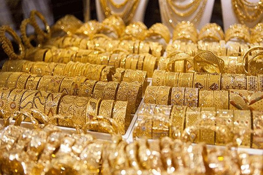 Ngân hàng lớn tại Trung Quốc đồng loạt dừng giao dịch vàng cá nhân