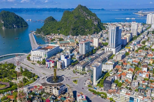 Quảng Ninh chính thức đạt tiêu chí đô thị loại I trên phạm vi toàn tỉnh