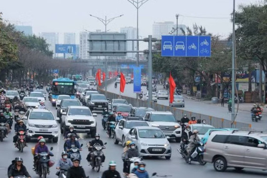 Hà Nội siết quản lý phương tiện của công nhân và xe kinh doanh vận tải