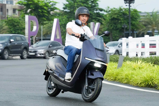Honda UC3 hút khách, giá tại Việt Nam chỉ bằng gần một nửa so với Thái Lan