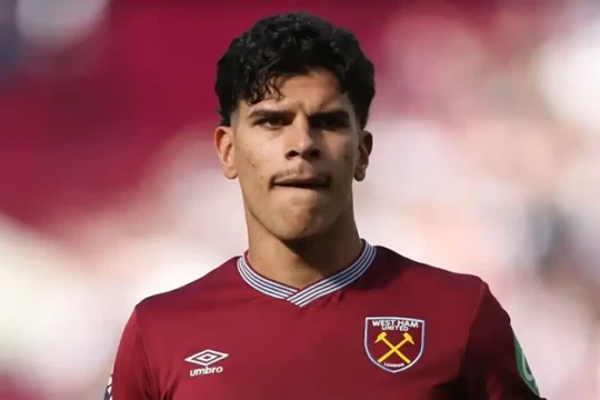 Man Utd và Tottenham đại chiến giành Mateus Fernandes với giá 80 triệu bảng
