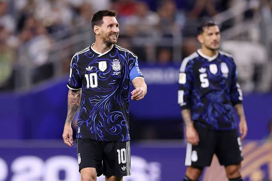 Messi lập kỷ lục lịch sử, Argentina hạ Jordan 3-1 để chiếm ngôi đầu bảng
