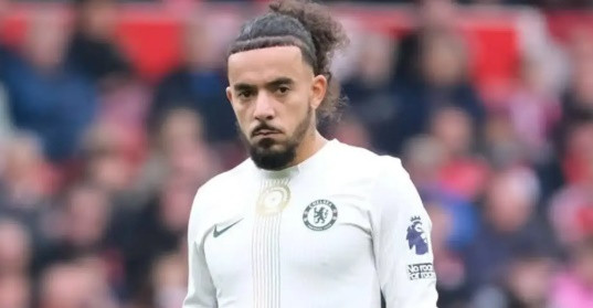 Manchester City từ chối mức giá 75 triệu bảng cho Malo Gusto của Chelsea