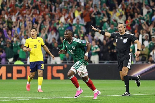 Mexico hạ Ecuador 2-0: Chấm dứt 40 năm lời nguyền vòng knock-out World Cup