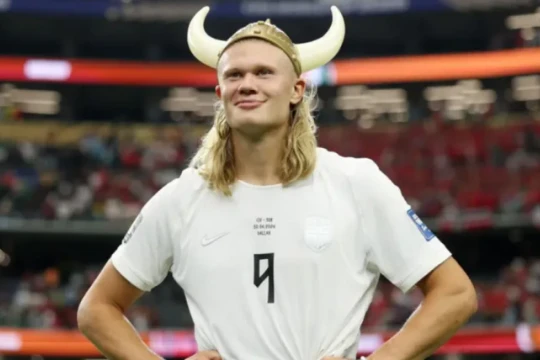 Haaland rực sáng phút 86 đưa Na Uy vào vòng 16 đội World Cup 2026