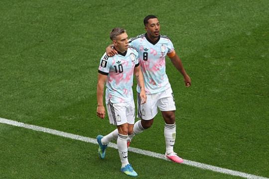 Tuyển Bỉ ngược dòng kịch tính 3-2 trước Senegal: Khi mâu thuẫn hóa thành kỳ tích