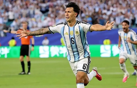 Lisandro Martinez: Từ sai lầm đến người hùng đưa Argentina vào vòng 16 đội World Cup 2026