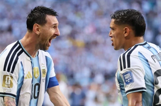 Argentina thắng nghẹt thở Cape Verde 3-2: Messi rực sáng trước thềm đại chiến Salah