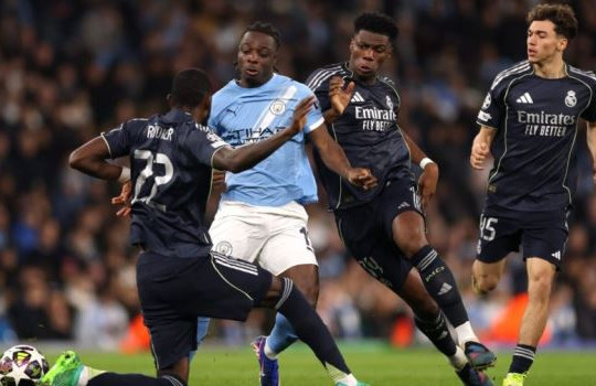 Real Madrid chốt tương lai Enzo Fernandez, Man Utd nguy cơ hụt Aurelien Tchouameni