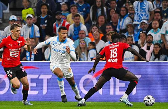 Mason Greenwood đến Fenerbahce: Manchester United hưởng lợi từ nước đi tài chính khôn ngoan