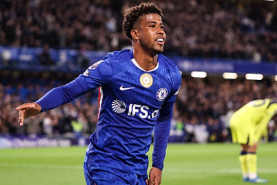 Manchester United chiêu mộ Andrey Santos 48 triệu bảng: Bước ngoặt thay thế Casemiro