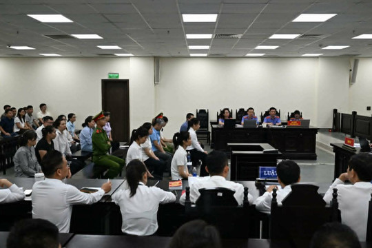 Mở lại phiên xét xử vợ chồng giám đốc sản xuất thực phẩm chức năng giả cho trẻ em